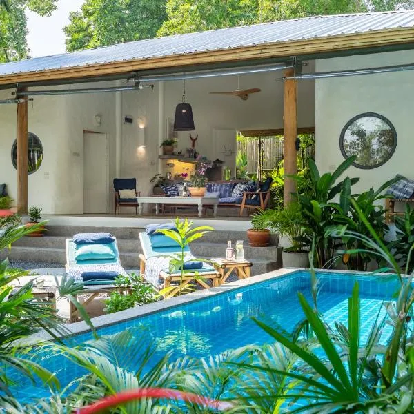 DHYANA VILLAS, hotel v mestu Hinkong