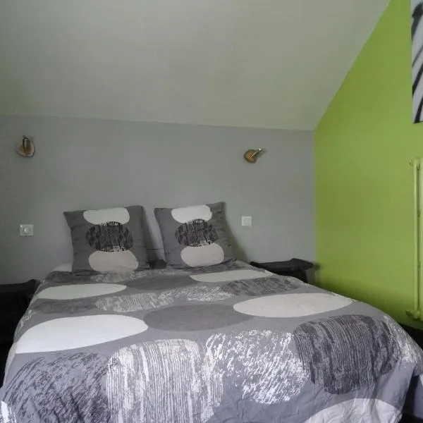 Chambres climatisées en Sologne pour 1 à 4 Hôtes, hotell sihtkohas Pierrefitte-sur-Sauldre