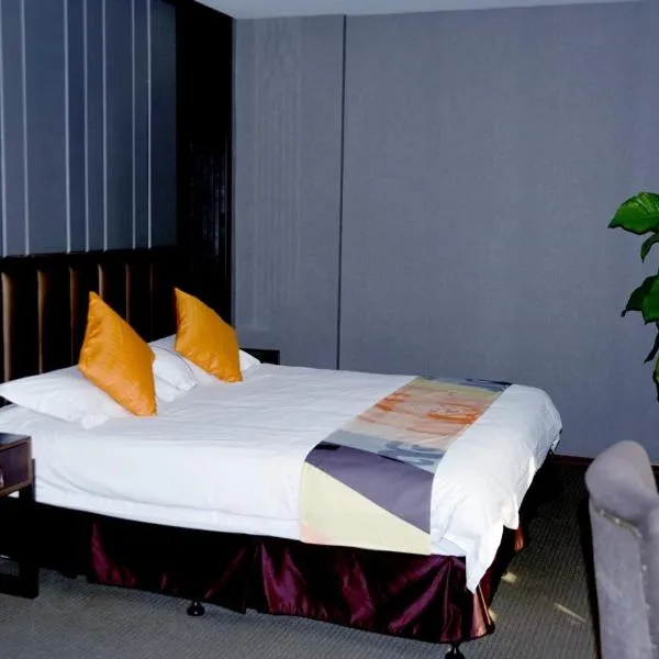 Shell Anqing City Yingjiang District Renmin Road Pedestrian Street Hotel, hotel ad Anqing