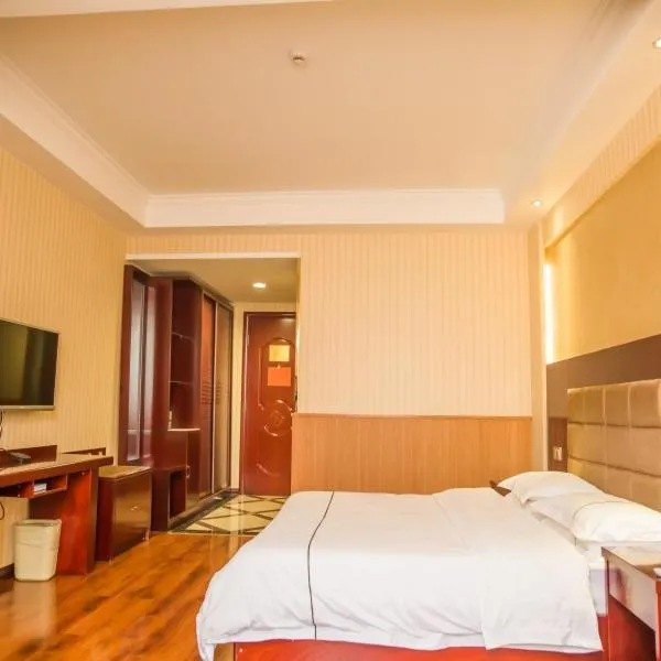 GreenTree Inn Jiayuguan Xinhua South Road Express Hotel, ξενοδοχείο σε Jiayuguan