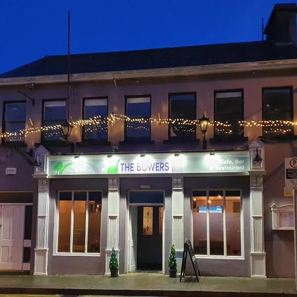 The Bowers Bar & Restaurant, hotell sihtkohas Ballinrobe