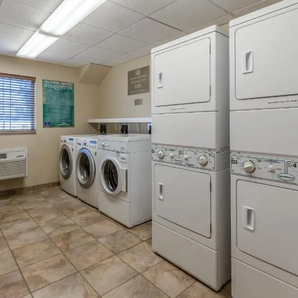 Candlewood Suites Minot by IHG, hotel en Minot