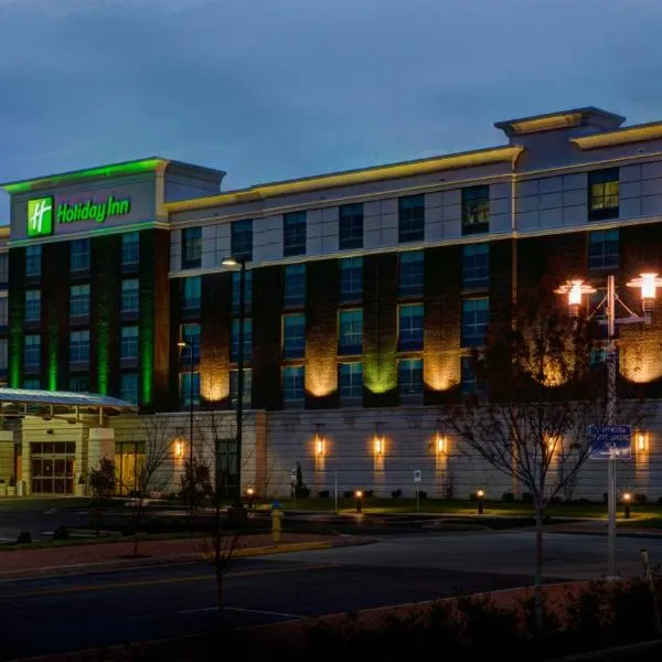 Holiday Inn Owensboro Riverfront, an IHG Hotel, хотел в Оуенсбъроу