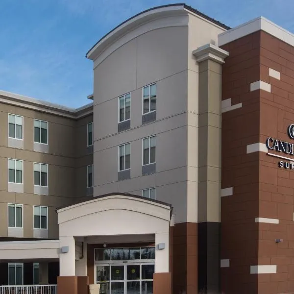 Candlewood Suites West Edmonton - Mall Area, an IHG Hotel، فندق في ديفون