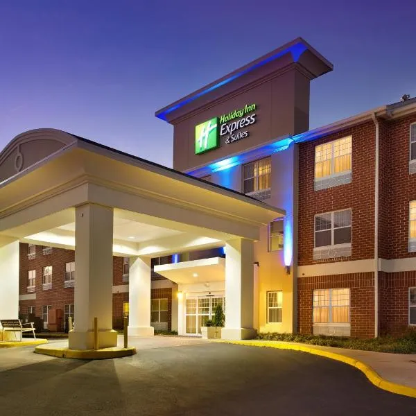 Holiday Inn Express & Suites Manassas, an IHG Hotel, отель в городе Гейнсвилл