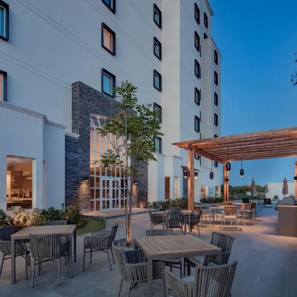 Staybridge Suites - Saltillo by IHG, hotel in Saltillo