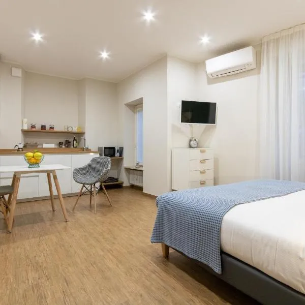 aqualago casa vacanze apartment E、ヴェルバーニアのホテル