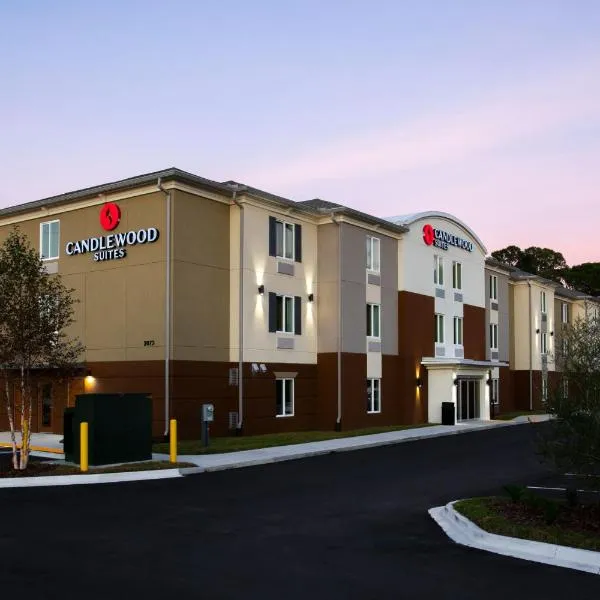 Candlewood Suites - Jacksonville - Mayport, an IHG Hotel, מלון באטלנטיק ביץ'