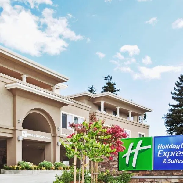 Holiday Inn Express Hotel & Suites Santa Cruz by IHG, hotel v destinaci Santa Cruz