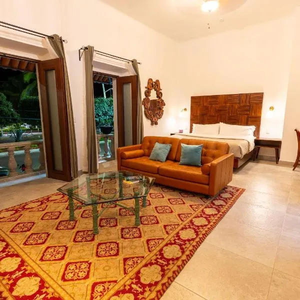 Plaza Chapala Hotel、チャパラのホテル