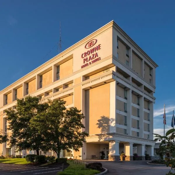 Crowne Plaza Hotel and Suites Pittsburgh South, an IHG Hotel, hotell sihtkohas Bridgeville