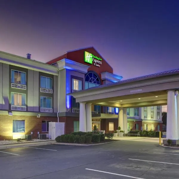 Holiday Inn Express Hotel & Suites Emporia, an IHG Hotel, hotel a Skippers