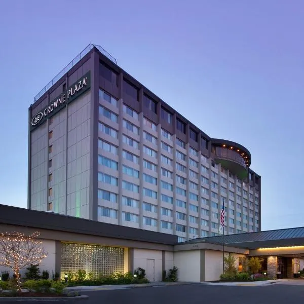 クラウン プラザ シアトル エアポート（Crowne Plaza Seattle Airport, an IHG Hotel）、デモインのホテル