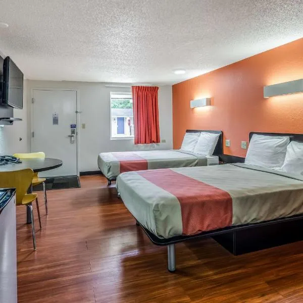 Motel 6-Troutville, VA, hotel in Troutville