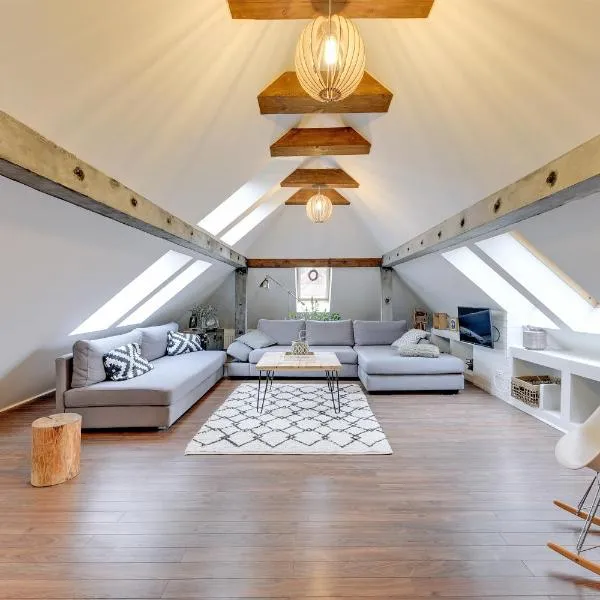 Grand Apartments - Wood Loft Apartment, hotel a Sopot