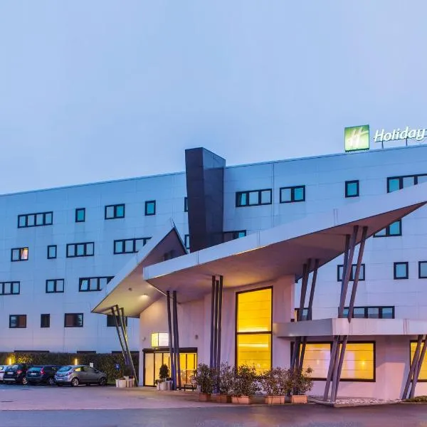 Holiday Inn Express Milan-Malpensa Airport, an IHG Hotel, hotell i Case Nuove