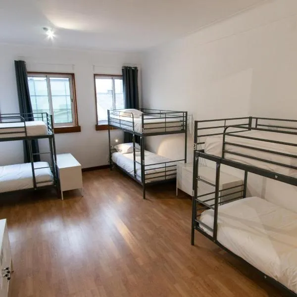 Change The World Hostels - Porto - Santa Catarina, отель в Порту