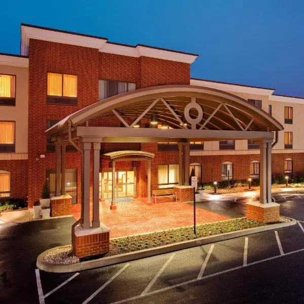 Holiday Inn Express Hotel & Suites Bethlehem Airport/Allentown area, an IHG Hotel, hotel in Center Valley