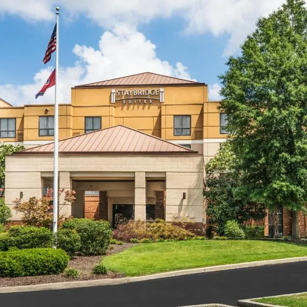 Staybridge Suites Memphis-Poplar Ave East by IHG, hotel in Memphis