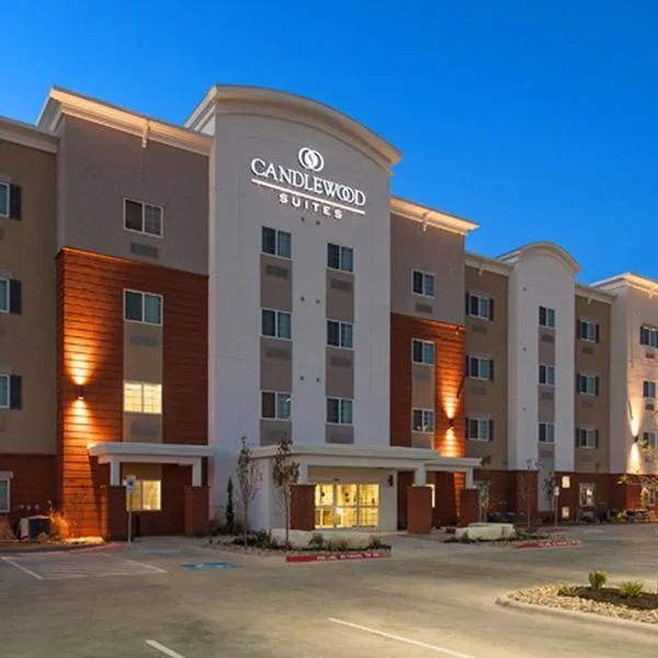 Candlewood Suites San Marcos, an IHG Hotel، فندق في سان ماركوس