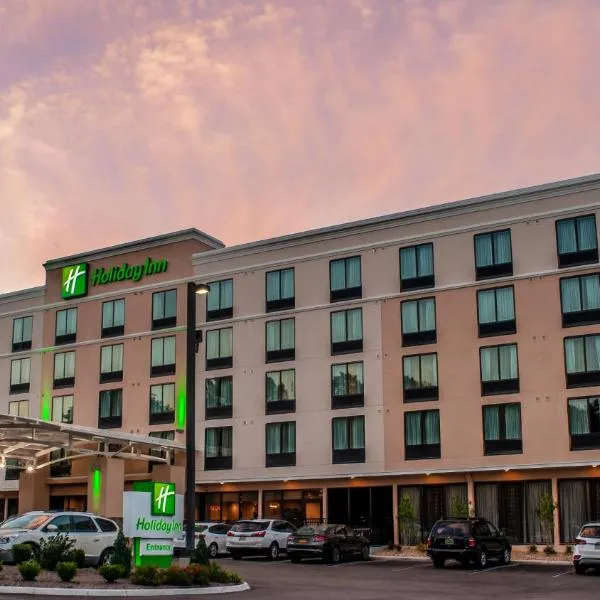 Holiday Inn Knoxville N - Merchant Drive by IHG, khách sạn ở Knoxville