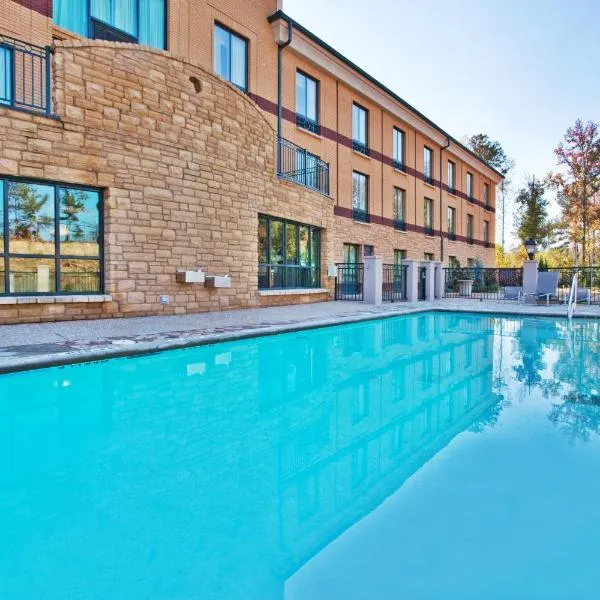 Holiday Inn Express & Suites Macon - I-475 by IHG, ξενοδοχείο σε Macon