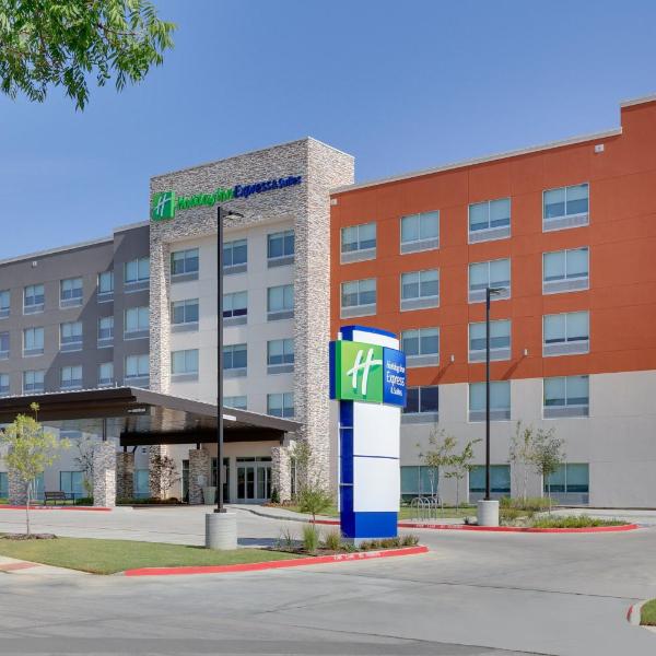 Holiday Inn Express & Suites - Dallas NW HWY - Love Field, an IHG Hotel