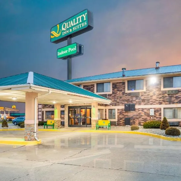Quality Inn & Suites, hotel v destinaci Danville