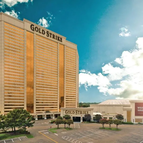 Gold Strike Casino Resort, отель в городе Робинсонвилл