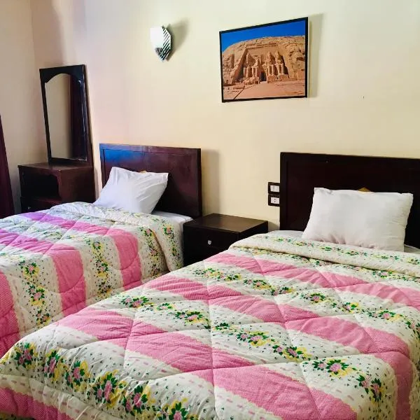 Sunflower Guest House Luxor West Bank, отель в Луксоре