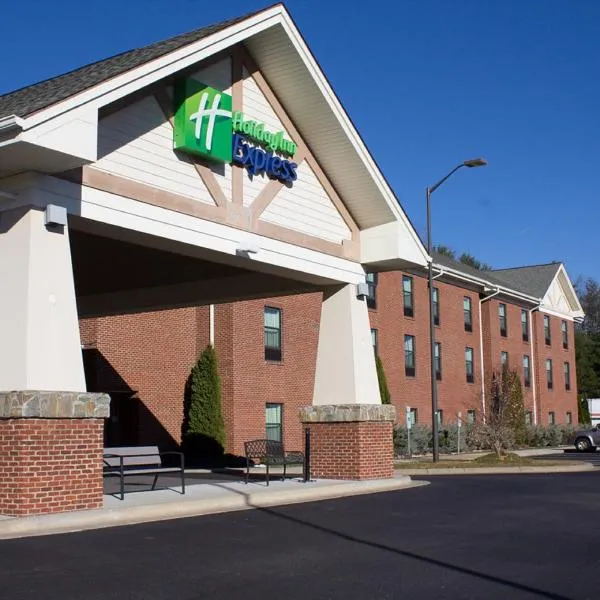 Holiday Inn Express West Jefferson, an IHG Hotel, hotell i West Jefferson