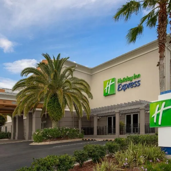 Holiday Inn Express Jacksonville Beach, an IHG Hotel, ξενοδοχείο σε Jacksonville Beach