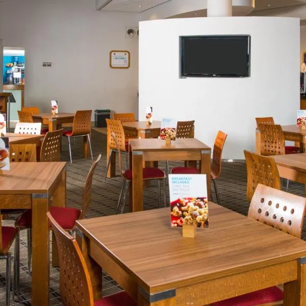 Holiday Inn Express Newport by IHG, готель у місті Ньюпорт