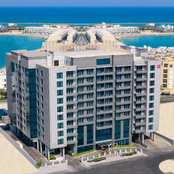 Ramada Hotel and Suites Amwaj Islands, hotell i Manama