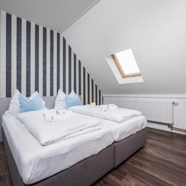 Jizerské hory, apartmány, zahrada, parkování zdarma, Hotel in Bad Liebwerda