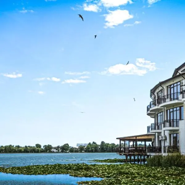 Hotel Insula, hotel a 23 Agosto (Douăzeci şi Trei August)