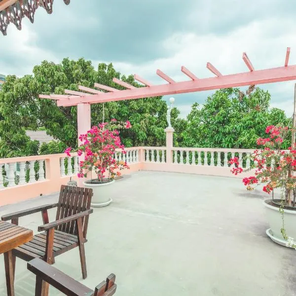 Gaiwandhanat Homestay, hotel in Bangkok