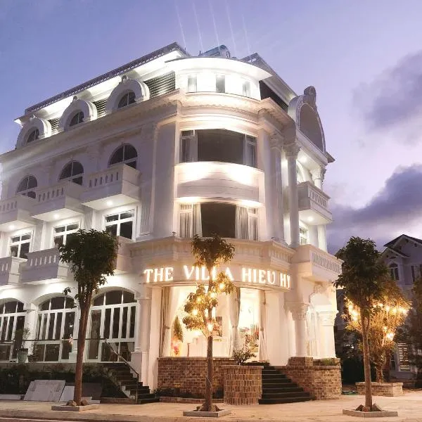 THE VILLA HIEU HY، فندق في كوي نون