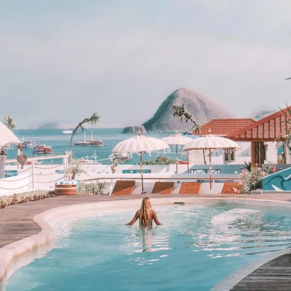 Seaesta Komodo Hostel & Hotel, hotel din Labuan Bajo