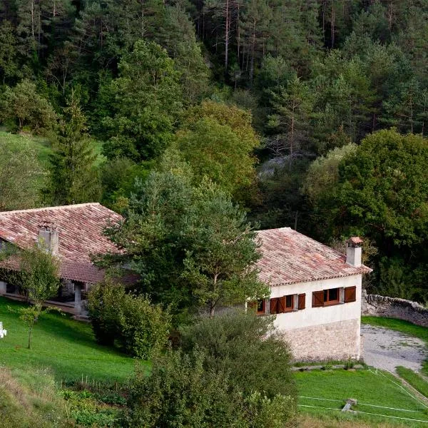 馬斯賓諾斯酒店，Les Llosses的飯店