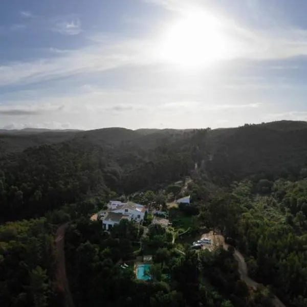 Herdade Quinta Natura Turismo Rural, hotel in Aljezur