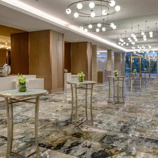 Crowne Plaza Beihai Silver Beach by IHG, ξενοδοχείο σε Beihai