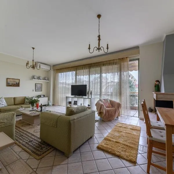 3BD Apartment in the Center - Self check in, hotel v destinaci Patra