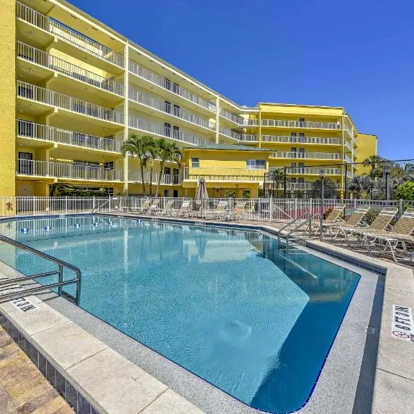 Marco Island Condo with Patio Steps to Beach Access, hotel in Marco Island