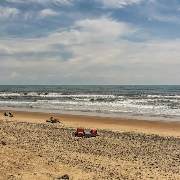 Outer Banks Island Cottage - 1 Mi to Frisco Beach!, hotel in Hatteras
