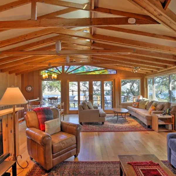 Hillside Home with Deck and Views of Tomales Bay!, хотел в Инвърнес