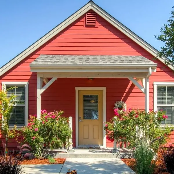 Serene Bungalow-Style Home in Point Reyes Station!, hotel en Inverness