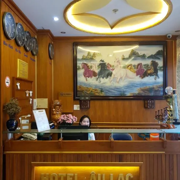 Au Lac Hotel, hotel i Xóm Hương Phùng