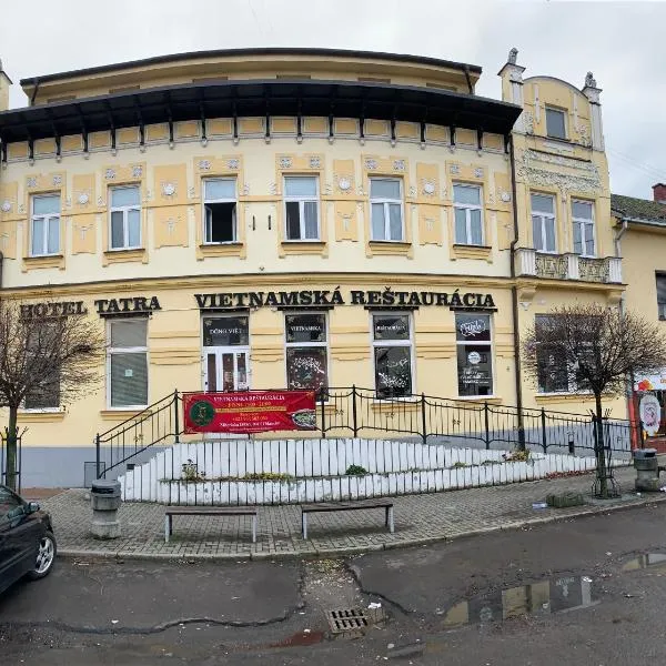 Hotel TATRA, hotel di Malacky