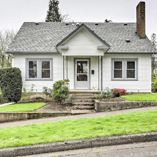 Central Eugene House with Updated Interior and Yard!, hotel in Eugene